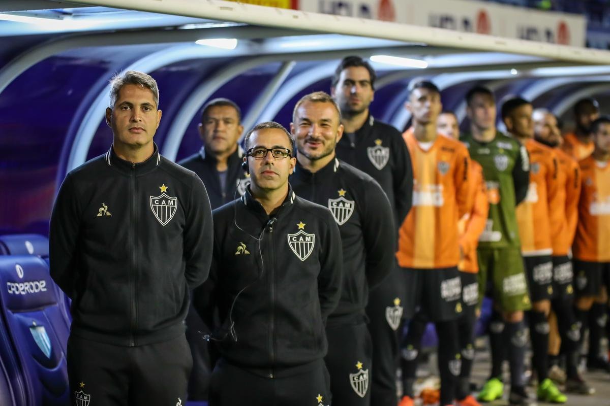 Fotos da partida entre Ava e Atltico, pelo Campeonato Brasileiro