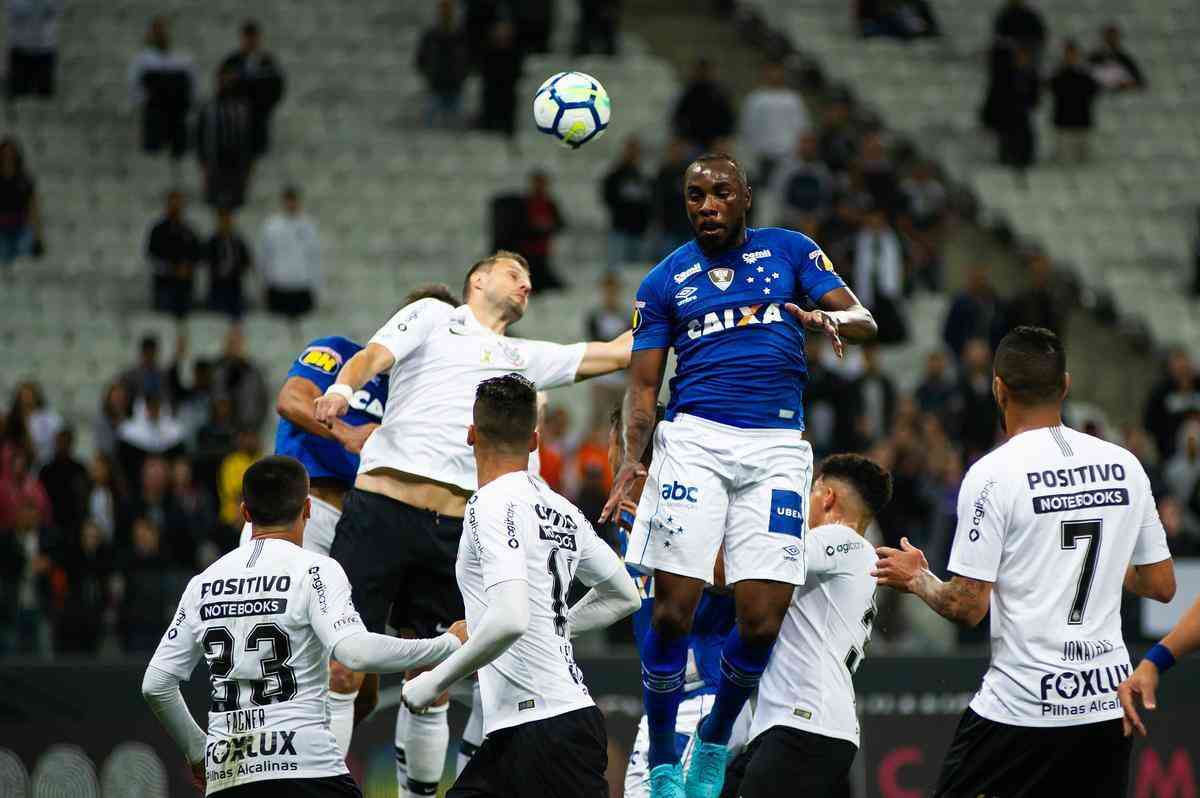 Fotos de Corinthians x Cruzeiro, na Arena Corinthians, pela 15 rodada do Campeonato Brasileiro