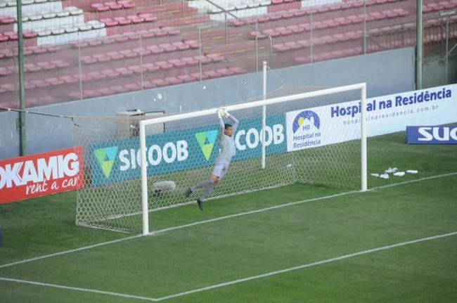 Goleiro - Matheus Mendes: categorias de base