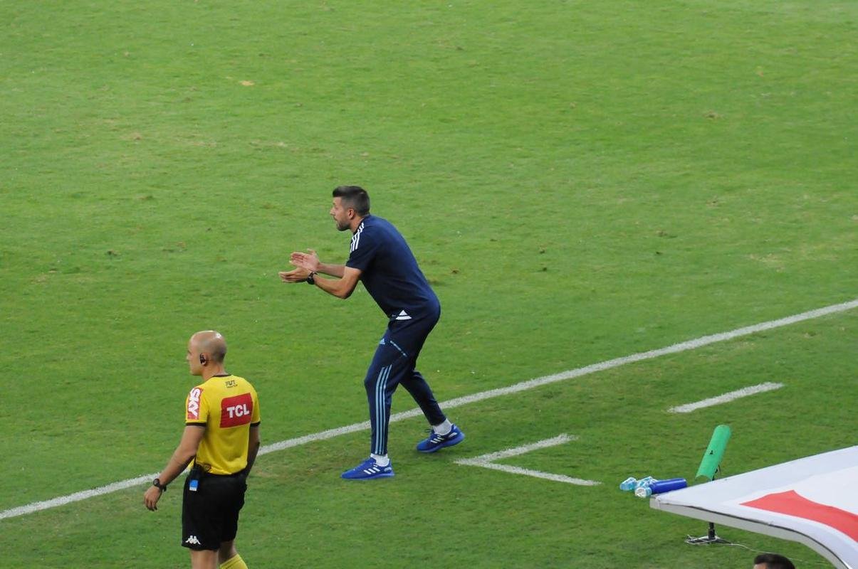 Fotos do jogo entre Cruzeiro e CRB, no Mineiro, em Belo Horizonte, pela 11 rodada da Srie B do Brasileiro