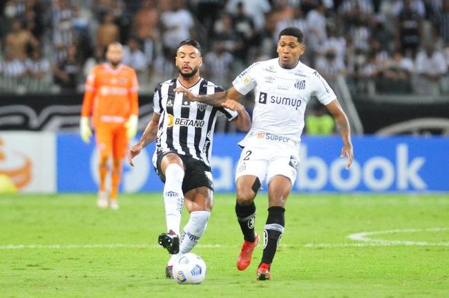 Fotos do jogo entre Atl�tico e Santos, no Mineir�o, pela 26� rodada da S�rie A do Campeonato Brasileiro