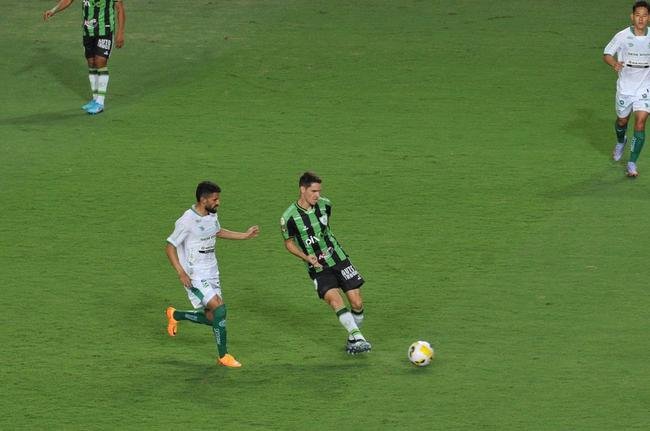 Neste sbado (16), o Amrica mediu foras com o Juventude no Estdio Independncia, em Belo Horizonte. A partida foi vlida pela 2 rodada da Srie A do Campeonato Brasileiro.