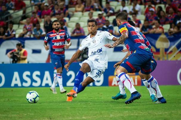 Fotos do jogo entre Fortaleza e Cruzeiro, na Arena Castelão, pela nona rodada do Brasileiro