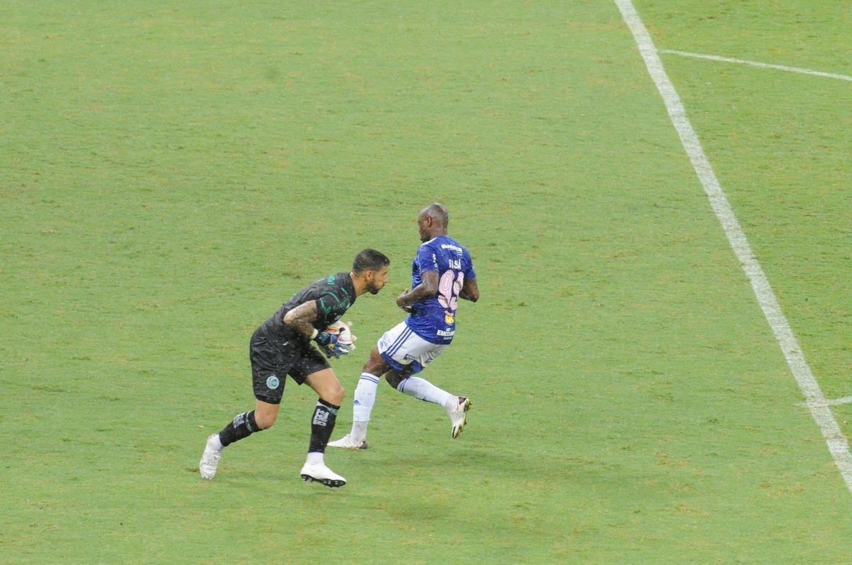 Cruzeiro x Juventude: fotos do jogo desta sexta-feira, no Mineiro, pela 16 rodada da Srie B