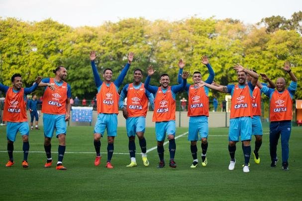 Antes de primeiro jogo da semifinal da Copa do Brasil, contra o Palmeiras, Cruzeiro treinou no CT do So Paulo, na Barra Funda, nesta tera-feira (11/09)