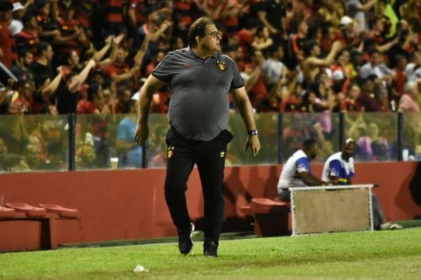 De virada e com gols de Hernane e Guilherme, o Sport reencontrou o caminho das vitórias, diante do Paraná, na Ilha do Retiro, pela 31ª rodada da Série B
