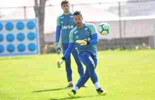 Imagens do treino do Cruzeiro com a presena do presidente Wagner Pires de S