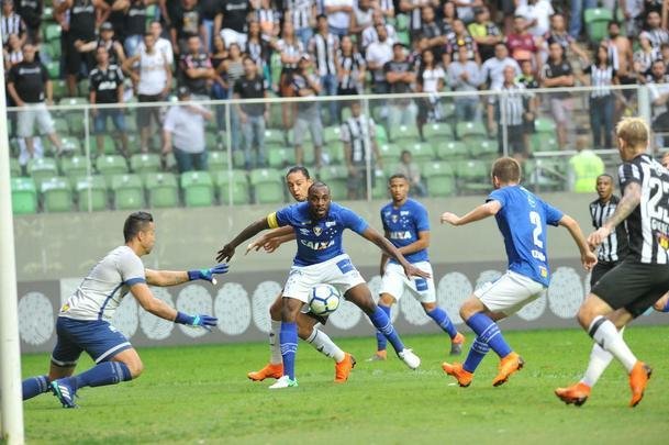 Veja imagens do clssico entre Atltico e Cruzeiro, no Independncia