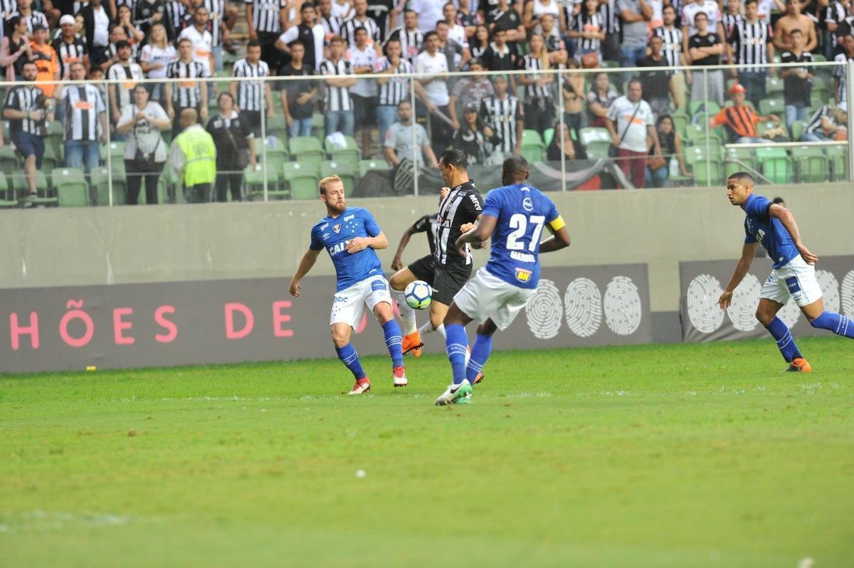 Veja imagens do clssico entre Atltico e Cruzeiro, no Independncia