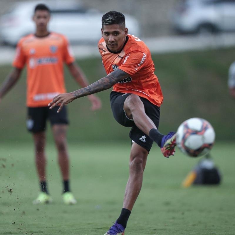 Com novo uniforme de treino, Atlético fechou nesta sexta-feira sua preparação para enfrentar o Athletic, às 19h deste sábado, no Independência, pela 11ª rodada do Campeonato Mineiro