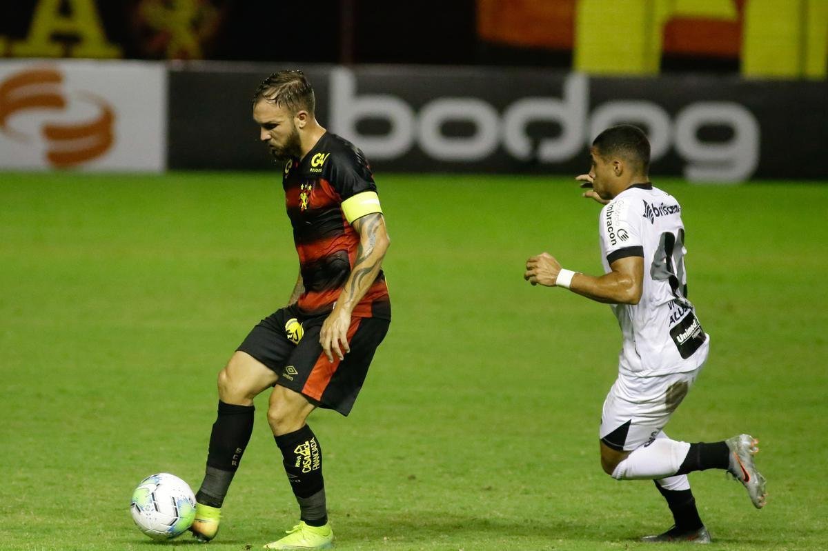 Na estreia do Brasileirão, o Sport bateu o Ceará por 3 a 2, com gols de Elton (2x) e Jonatan Gomez.