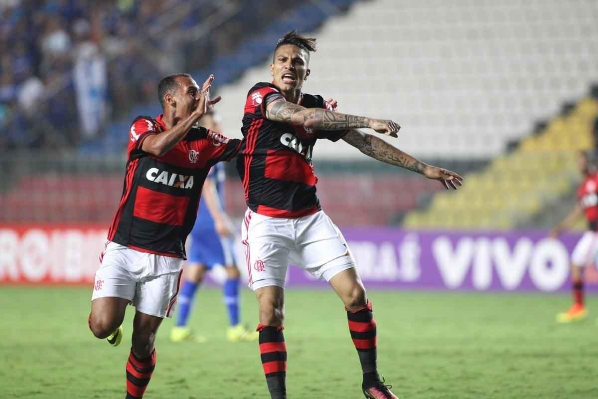 Guerrero marcou o gol de empate do Flamengo diante do Cruzeiro