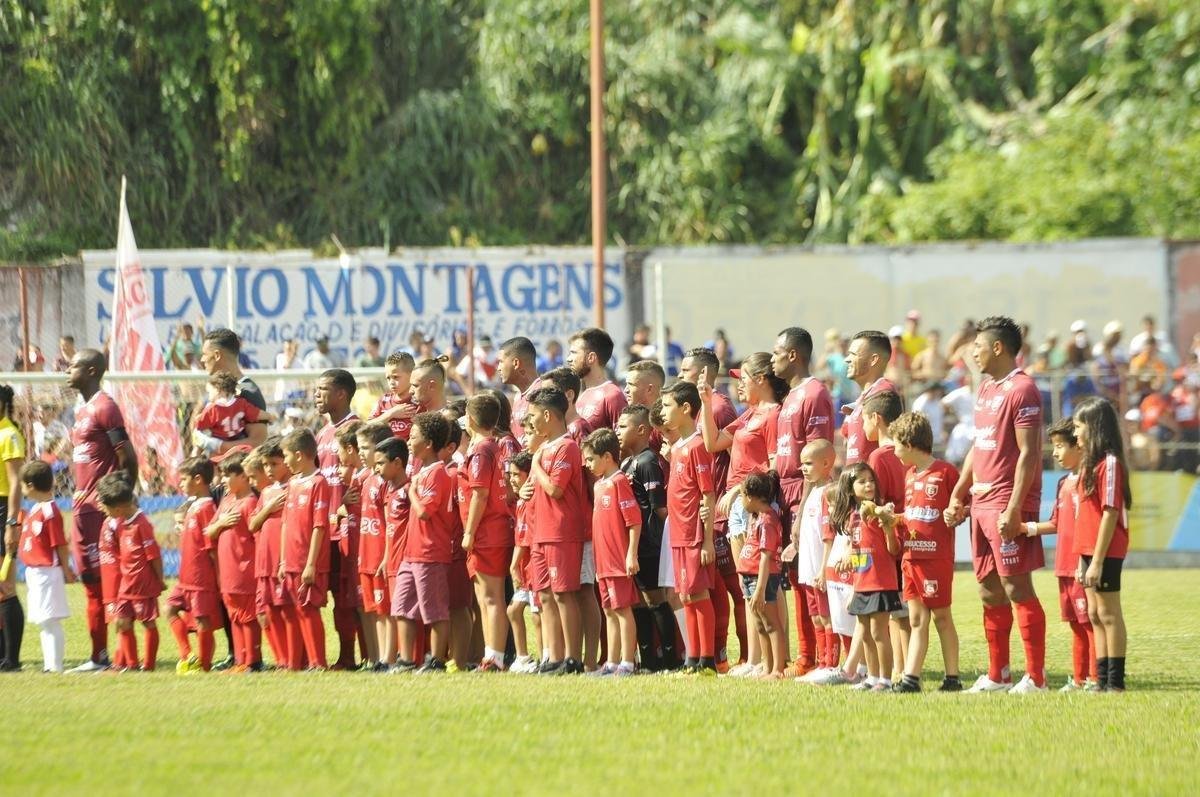 Cruzeiro abriu 2 a 1 no primeiro tempo, com gols de Raniel e Robinho; Alemo descontou para o Guarani