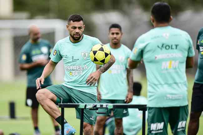 América renova com promessas da base e se protege de 'assédios' -  Superesportes