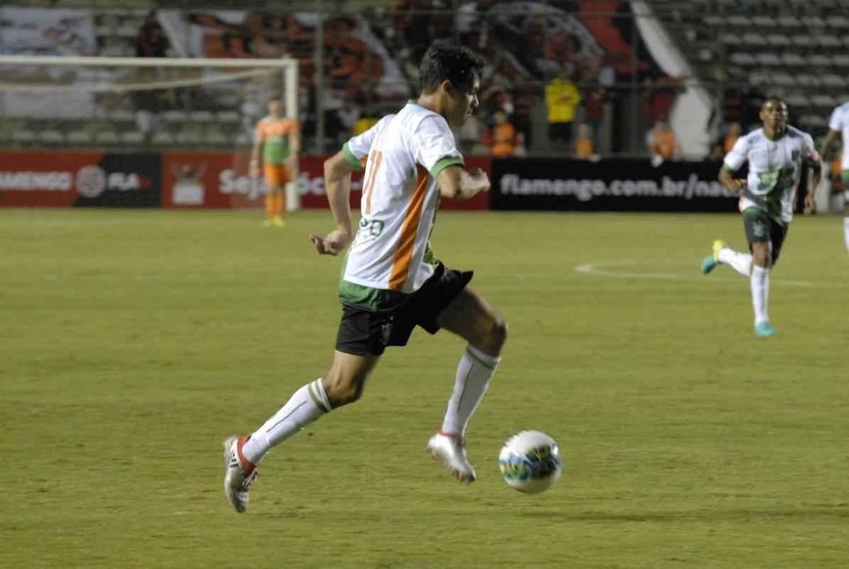 Flamengo e Amrica jogaram no Bezerro, no Distrito Federal, pela Primeira Liga