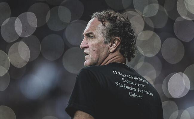 Técnico Cuca definiu a escalação do Atlético para enfrentar o Palmeiras