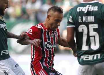 Lateral-direito do São Paulo afirmou que teve conversa 'recente' com o Galo e que quase fechou com o Cruzeiro em 2017