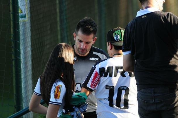 Jogadores se reapresentaram aps o empate contra o Flamengo, no Mineiro