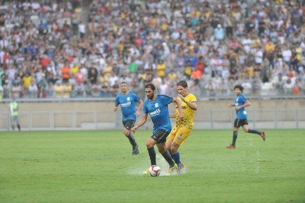 Fotos do 'Game of Dreams', jogo festivo dos Amigos do Ronaldinho contra os Amigos do Penta