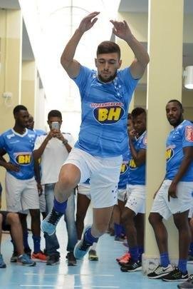 Cruzeiro se reapresentou nesta quarta-feira, na Toca da Raposa II, com novidades