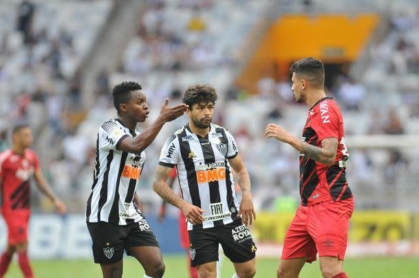 Fotos do jogo entre Atltico e Athletico-PR, no Mineiro