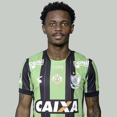 Linclon (meia) -  emprestado pelo Grmio at o fim de 2018 