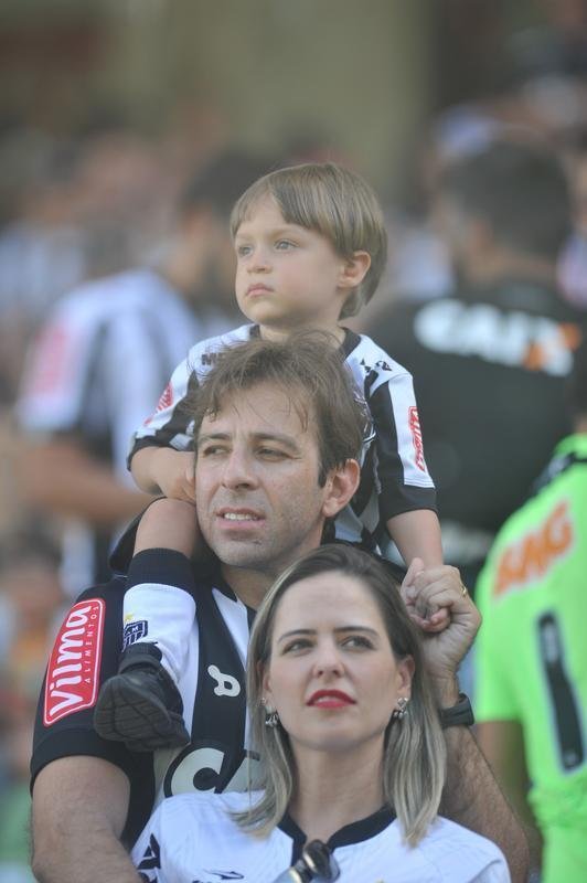 Imagens do duelo entre Atltico e Democrata-GV, no Independncia, pelo Campeonato Mineiro