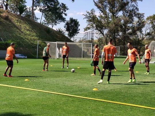 Jogadores do Atlético treinaram na manhã deste domingo, em preparação para jogo contra La Equidad-COL