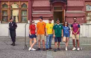 Grupo 'veste' bandeira LGBTQ no pas da Copa do Mundo