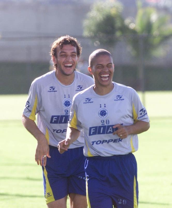 DEZEMBRO - Dia a dia de treinos do Cruzeiro na temporada que culminou com a Trplice Coroa