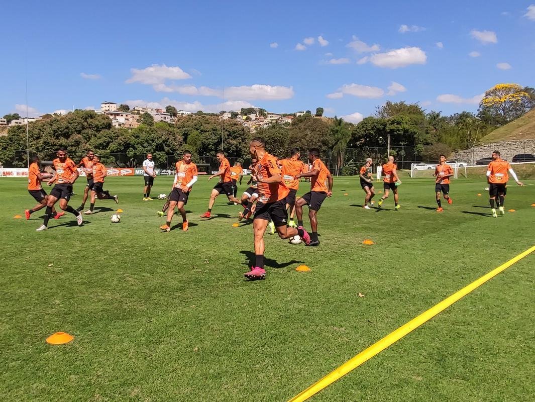 Jogadores do Atltico treinaram na manh deste domingo, em preparao para jogo contra La Equidad-COL