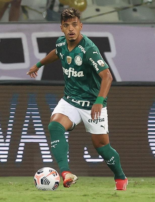 5) Gabriel Menino (Palmeiras): 15 milhes de euros, aproximadamente R$ 98,87 milhes.