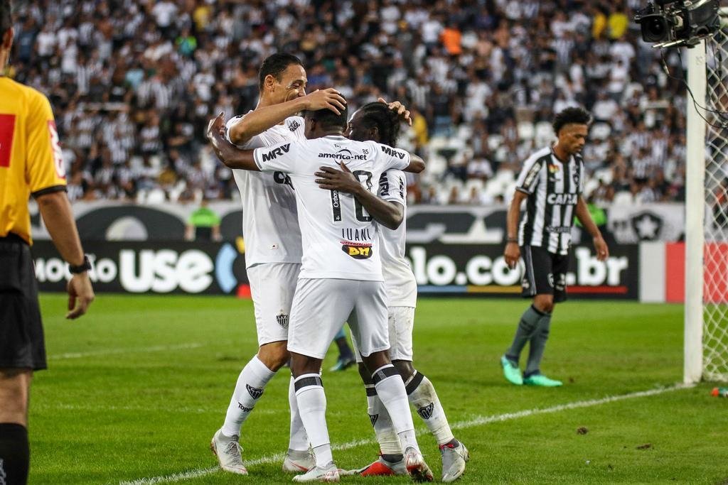 Veja as imagens do jogo entre Botafogo x Atltico, realizado no estdio Nilton Santos, no Rio de Janeiro