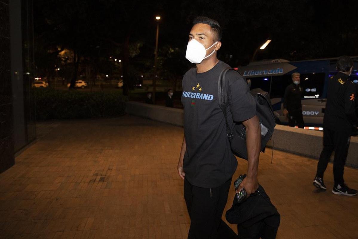 Jogadores se apresentam  Seleo Brasileira