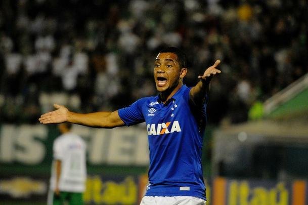 Fotos de Chapecoense 3x2 Cruzeiro, na Arena Cond, em Chapec, pela 12 rodada do Brasileiro (Sirli Freitas / Especial /Diario Catarinense)