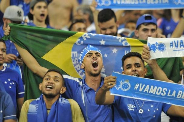 Torcida do Cruzeiro lotou o Mineiro na partida contra o Boca Juniors pela Libertadores