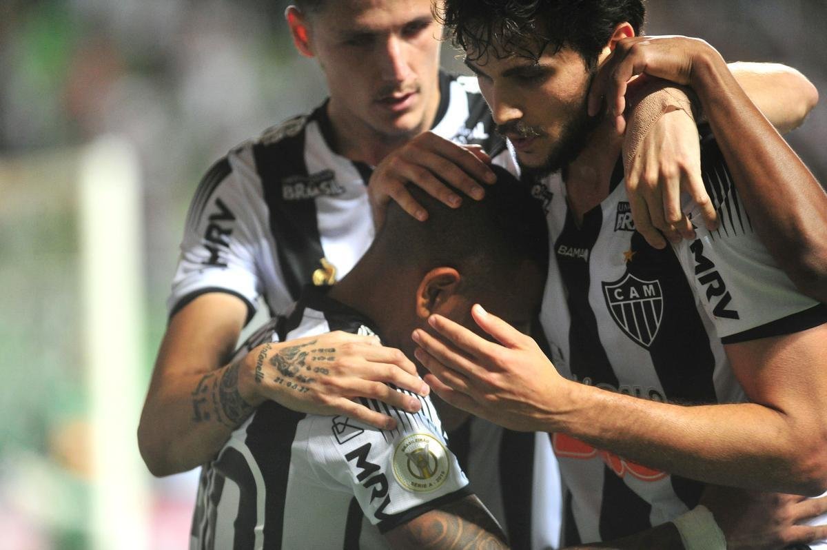 Equipes se enfrentam em jogo adiado da 21 rodada do Campeonato Brasileiro