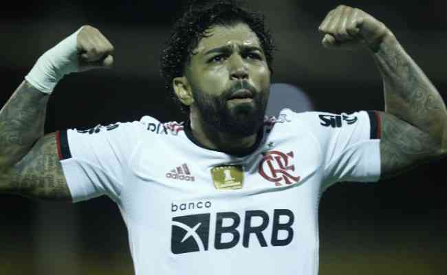 Gabigol fez dois dos trs gols do Flamengo na vitria sobre o Volta Redonda
