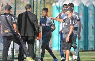 Atltico derrotou Coimbra em jogo-treino na Cidade do Galo com gols de Galdezani, Edinho e Fbio Santos