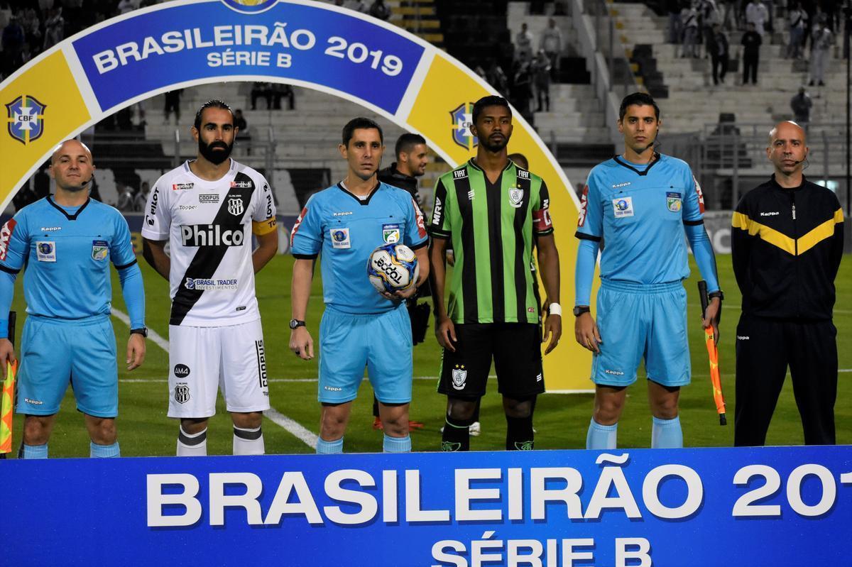 Para tentar se livrar da incmoda lanterna da Srie B, o Amrica encara a Ponte Preta, no estdio Moiss Lucarelli, em Campinas