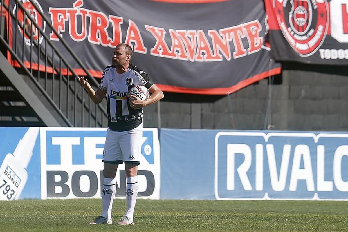 Fotos do jogo entre Brasil-RS e Botafogo, em Pelotas, pela 37 rodada da Srie B do Campeonato Brasileiro
