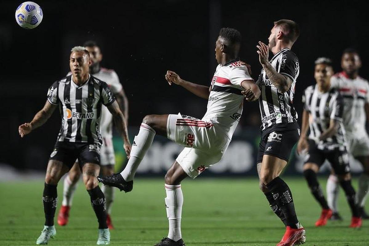 Fotos do jogo entre Atltico e So Paulo, no Morumbi, pela 22 rodada da Srie A do Brasileiro