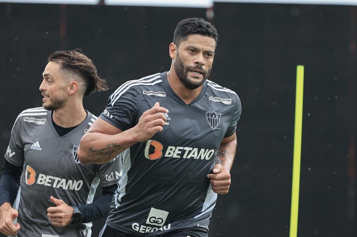 Veja fotos do primeiro dia de pr-temporada do Atltico