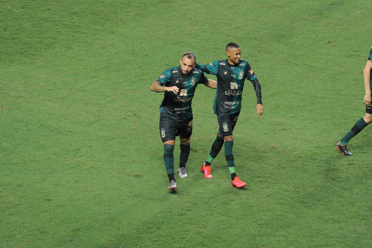 Fotos de Amrica x Vitria, no Independncia, pela 33 rodada