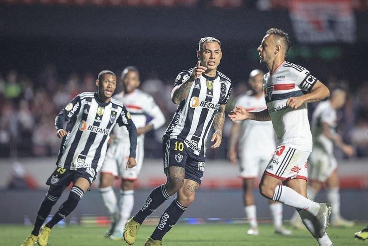 So Paulo e Atltico se enfrentaram nesta tera-feira (1/11) pela 35 rodada do Campeonato Brasileiro