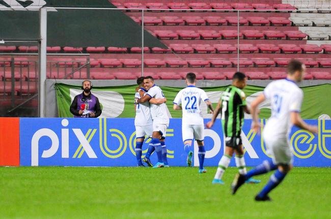 Amrica e Ava se enfrentaram no Independncia pela 20 rodada da Srie A do Campeonato Brasileiro