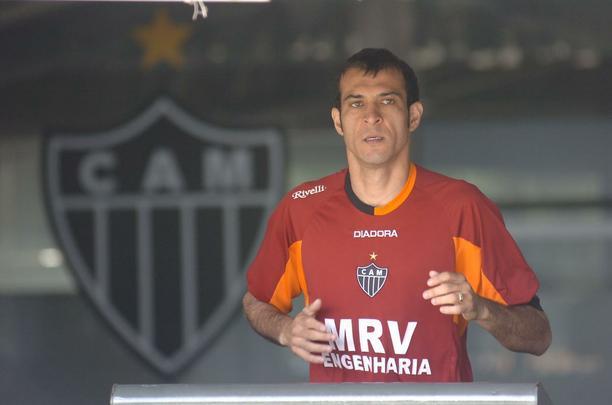 Luisinho Netto (2006/07) - Chegou ao Atlético no meio da disputa da Série B e assumiu a titularidade. Ficou marcado por acertar cobranças de falta na trave. Com a chegada de Coelho, em 2007, perdeu espaço, e foi para o Sport. Pelo Galo, jogou 22 partidas.