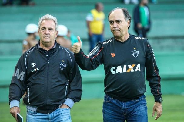 Com atuao ruim, Atltico  derrotado pelo Coritiba, por 2 a 0, no Couto Pereira, e fica mais distante do ttulo do Campeonato Brasileiro