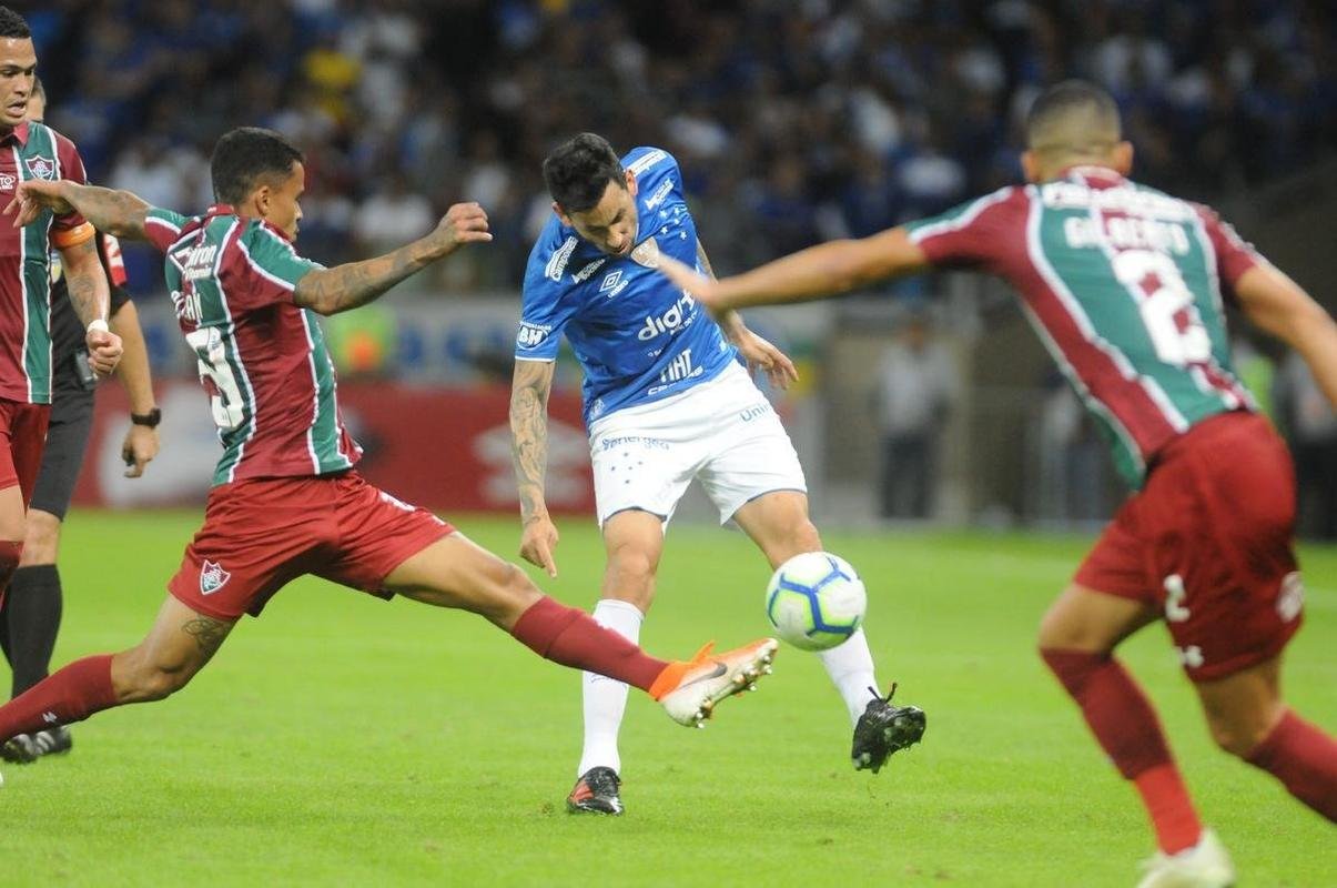 No primeiro tempo, Fluminense teve mais posse de bola; Cruzeiro no conseguiu criar muitas oportunidades