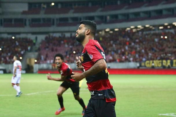 Em estreia de novo uniforme, Sport enfrenta o Botafogo-SP, na Arena de Pernambuco, em partida válida pela 16ª rodada da Série B